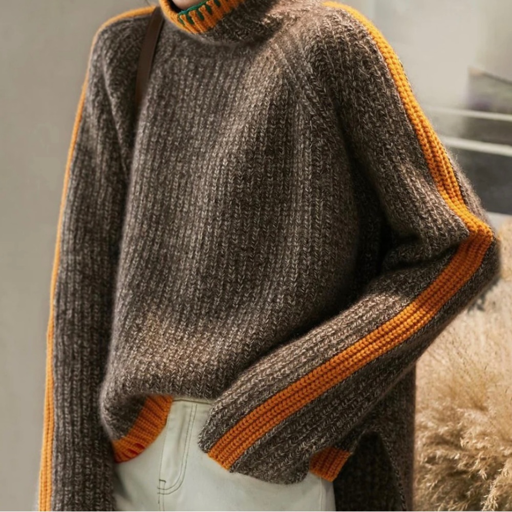 Vrilu color block sweater, size L